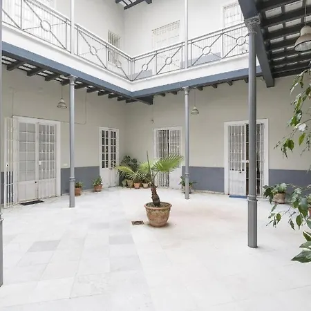 Apartment Loft De La Reina Jerez Centro